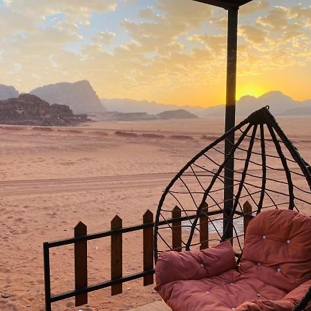 Star Guide Luxury Camp Hotel Wadi Rum Exterior photo