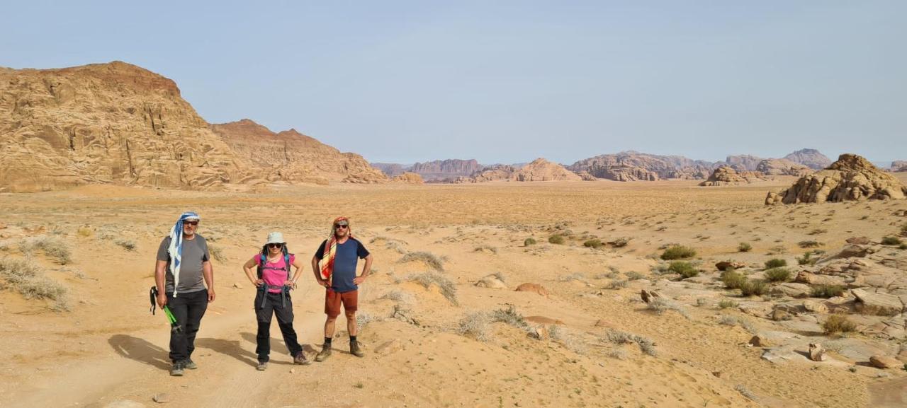 Star Guide Luxury Camp Hotel Wadi Rum Exterior photo